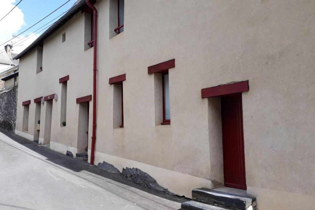 Appartement Dans Maison De 1789 Au Centre De Vitre Екстер'єр фото