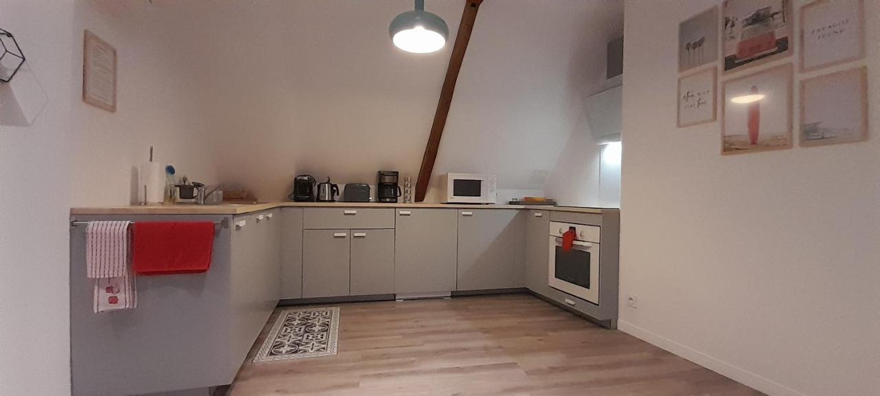 Appartement Dans Maison De 1789 Au Centre De Vitre Екстер'єр фото